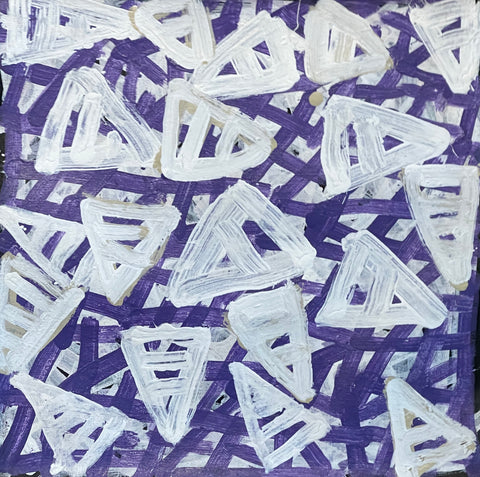 A 30x30 painting by Emily Pwerle with a geometric pattern consisting of white, purple and beige colours, representing awelye or women's ceremonies.