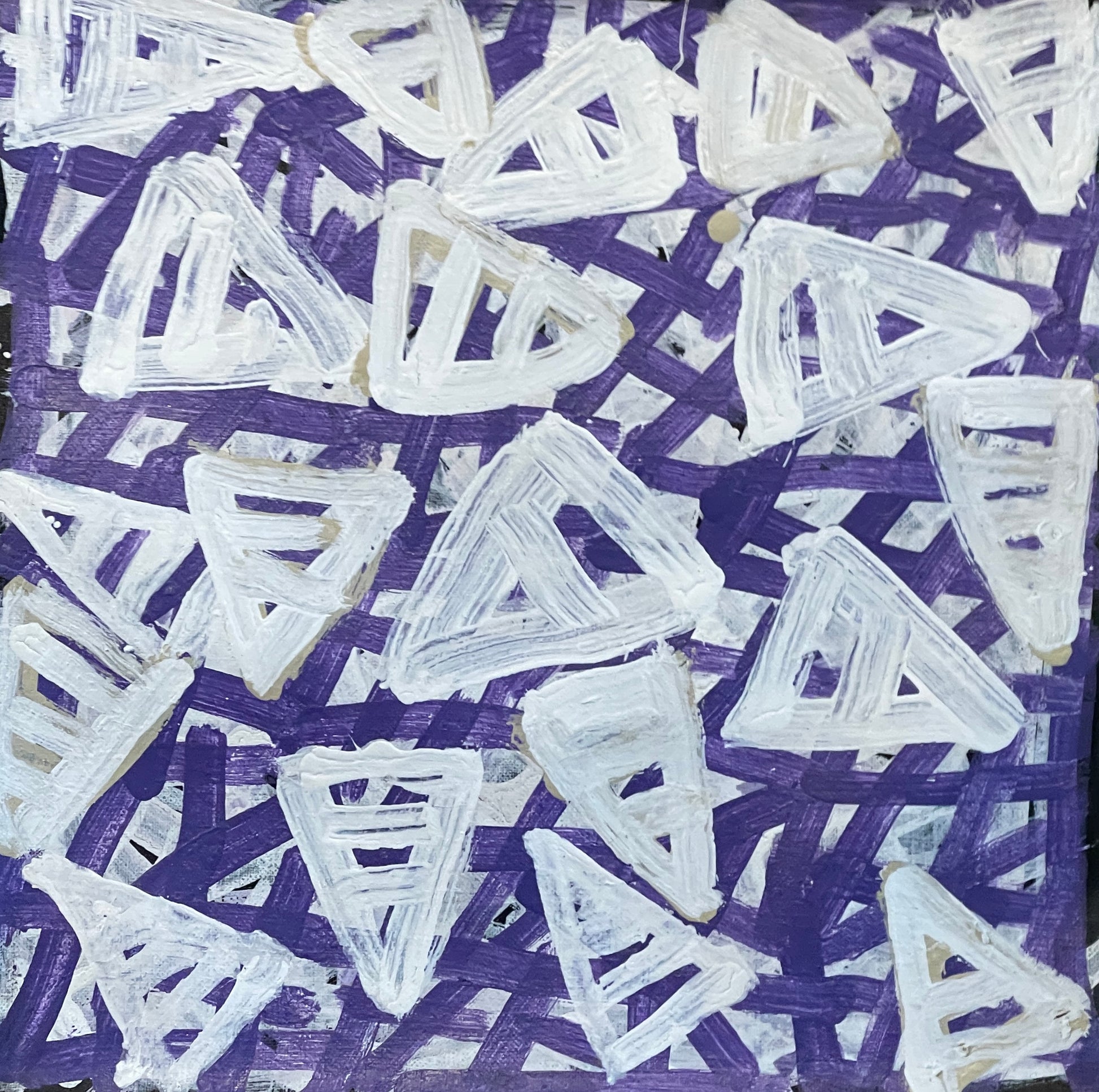 A 30x30 painting by Emily Pwerle with a geometric pattern consisting of white, purple and beige colours, representing awelye or women's ceremonies.